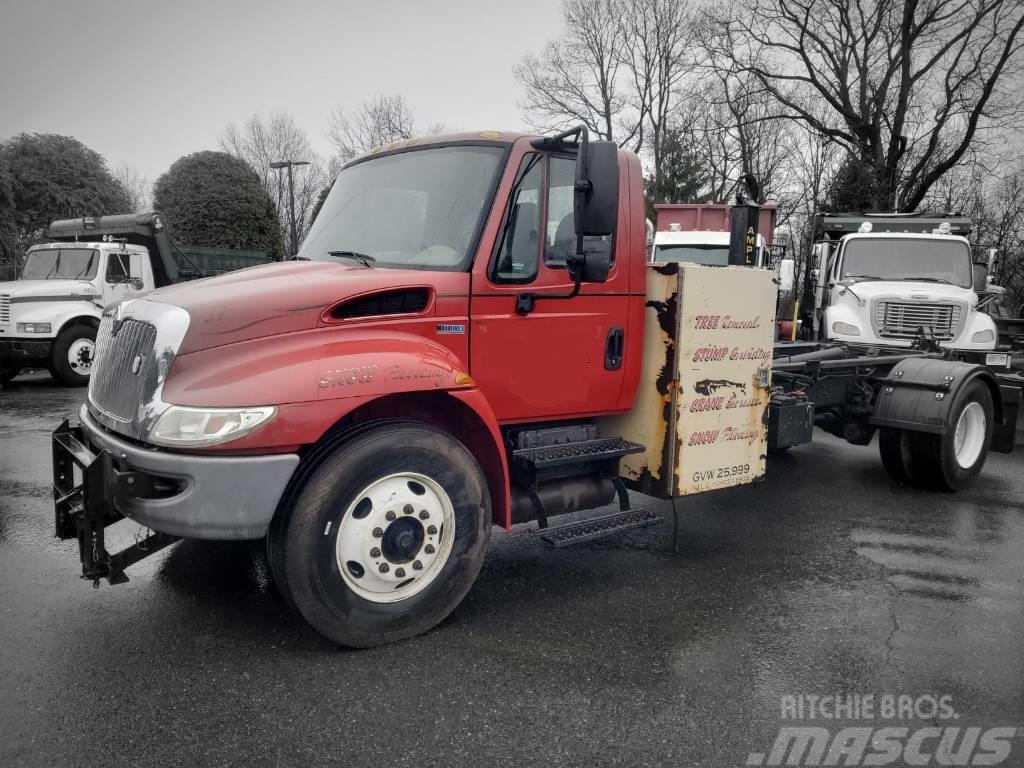 International DuraStar 4300 LP Rol kiper kamioni s kukama za dizanje