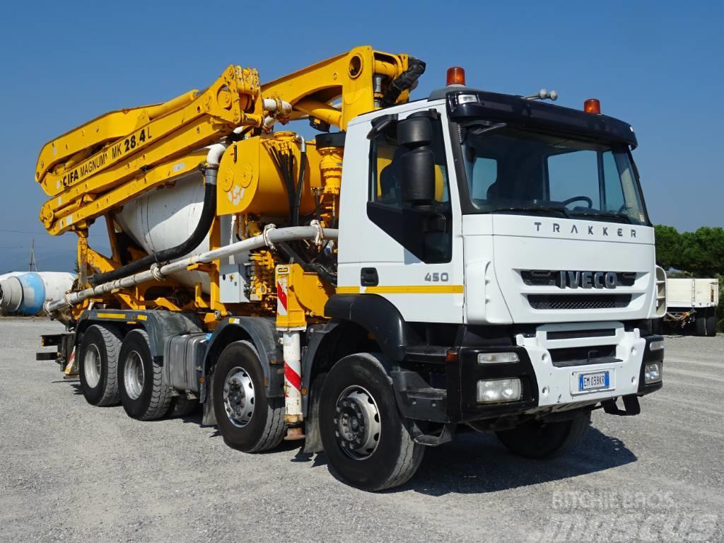 Iveco Traker 450 Kamionske beton pumpe