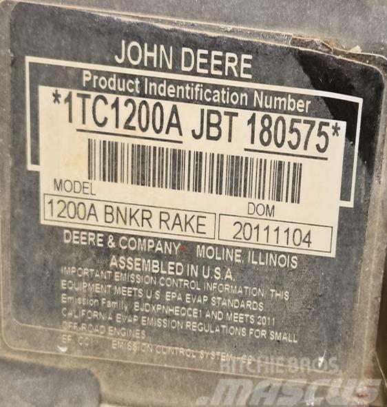 John Deere 1200 A Grablje za popravljanje pijesaka