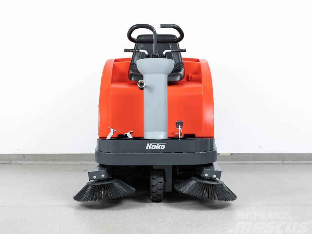 Hako Sweepmaster P900 R Benzin Strojevi za čiščenje i ribanje podova