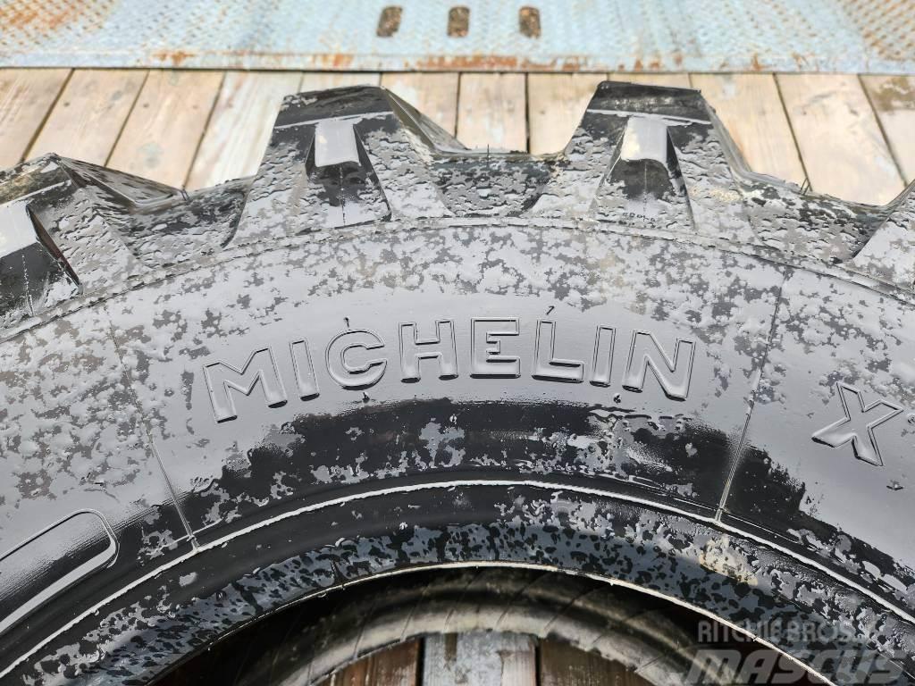 Michelin TIRE 18 R 22.5 XF Gume, kotači i naplatci