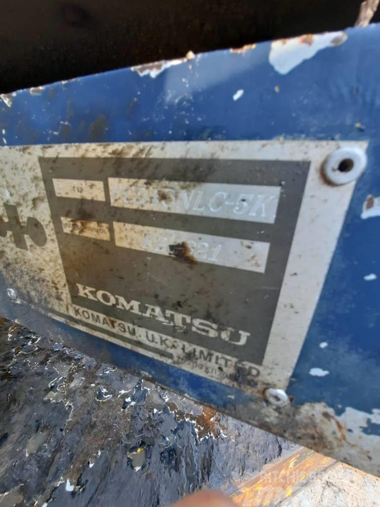 Komatsu PC240NLC-5K Bageri gusjeničari