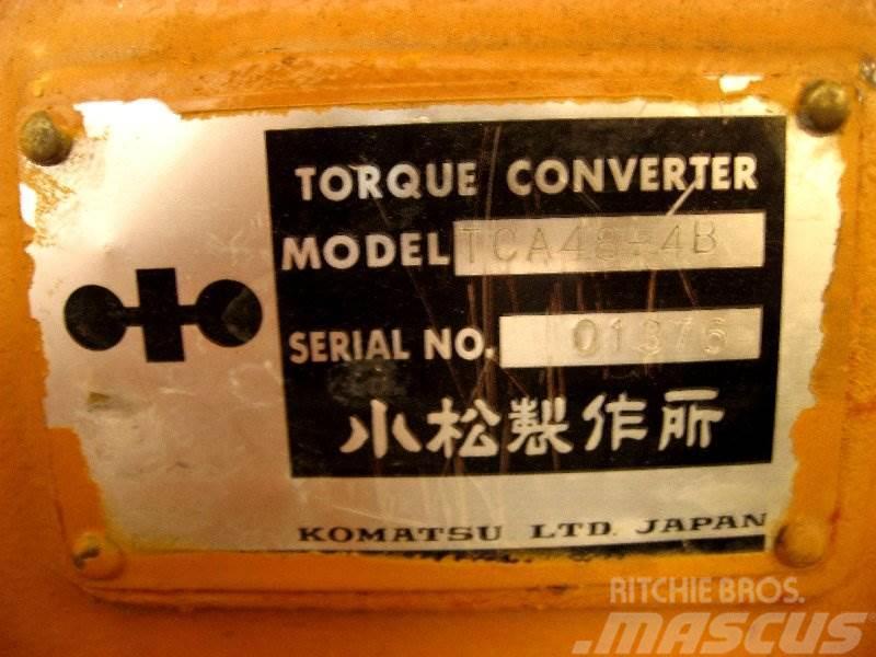 Komatsu HD325-3 Getriebe Ostale komponente