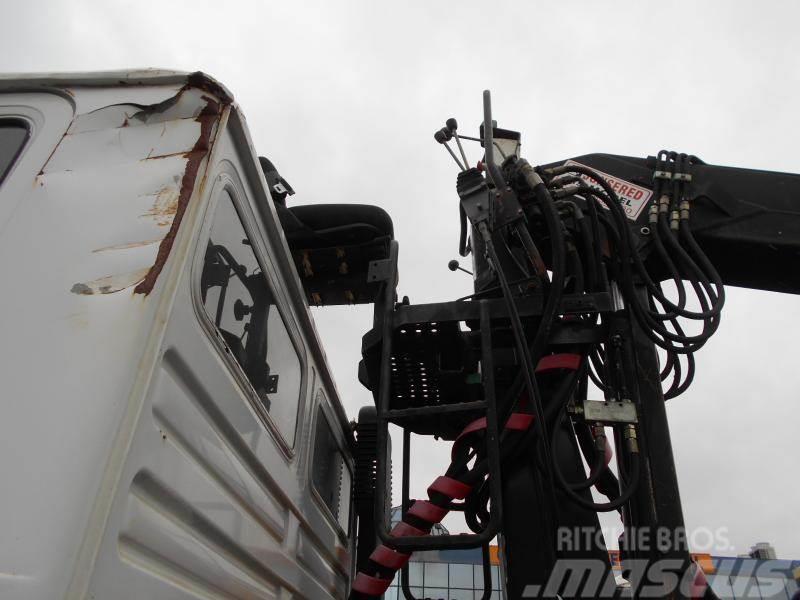 MAN 33.322 Demontažnii kamioni za podizanje kabela