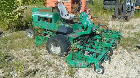 Textron AR250 Kompaktni (mali) traktori