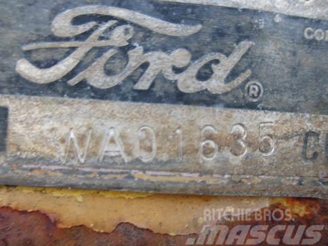 Ford 4550 4x2 rendegraver til ophug Utovarni rovokopači
