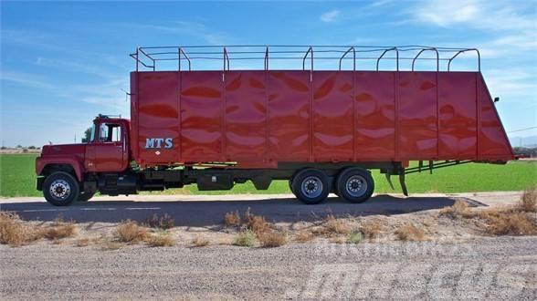 Mack RD690S Poljoprivredni / kamioni za žitarice