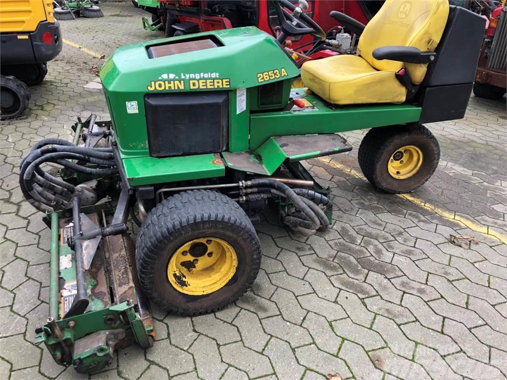 John Deere 2653A Kompaktni (mali) traktori