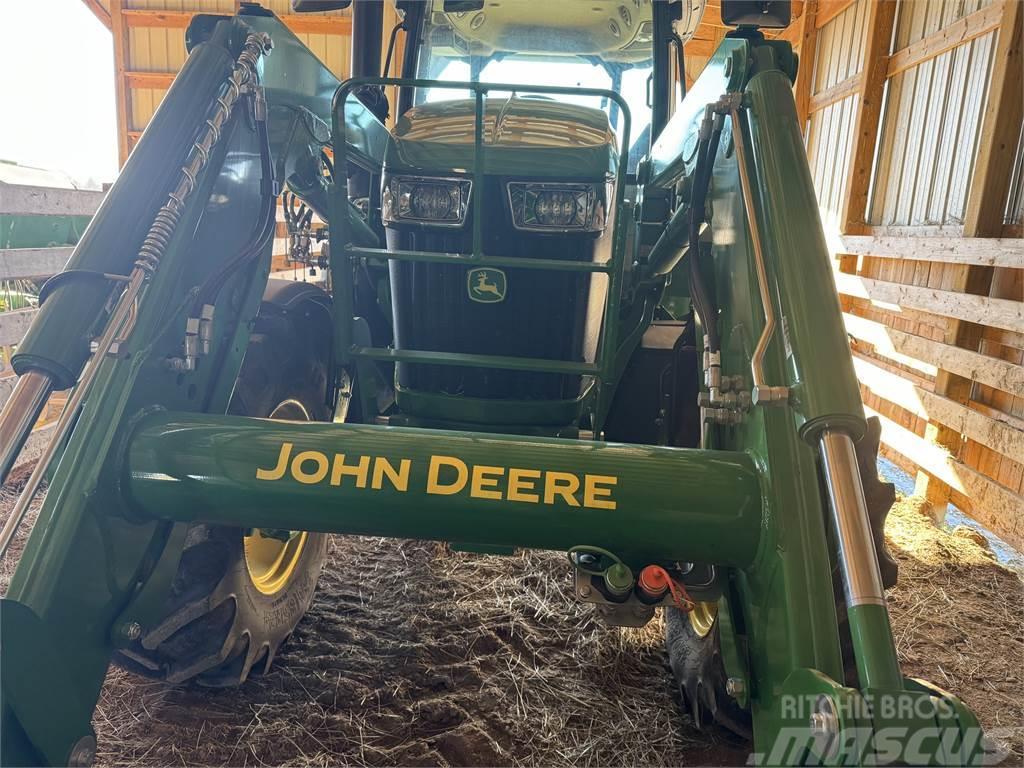 John Deere 6135E Cab Kompaktni (mali) traktori