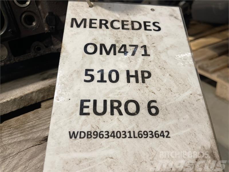 Mercedes-Benz MERCEDES CYLINDERHEAD A4710104220 Motori