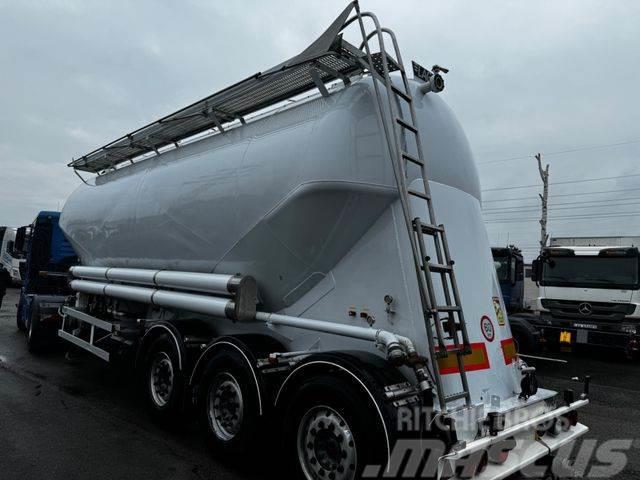 LAG Silo 3XEinlässe/ 39 CBM Belgium 39000L LIFT Tanker poluprikolice