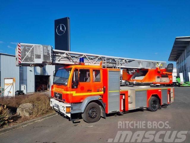 MAN 15.284LC Metz DLK 23-12 Feuerwehr Drehleiter Ostali kamioni
