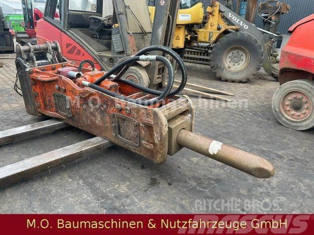 NPK E-210 A / Pickhammer / 17-25 T / Bageri gusjeničari
