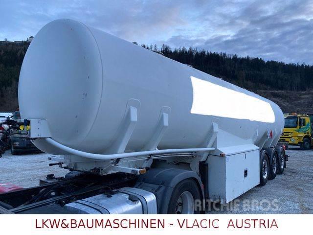 Schwarzmüller Benzin / Diesel 43.000 l 5kamm, Pumpe Tanker poluprikolice