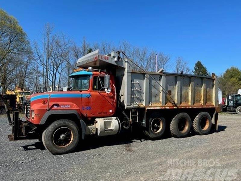 Mack RD688S Kiper kamioni