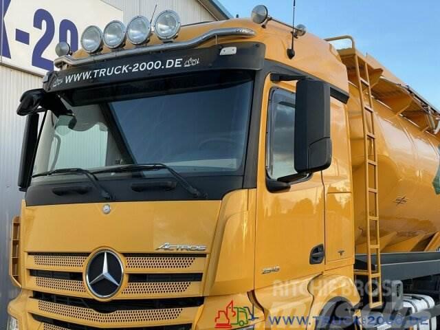 Mercedes-Benz Actros 2545 Silo 31m³ Getreide Staub Rieselgüter Kamioni cisterne