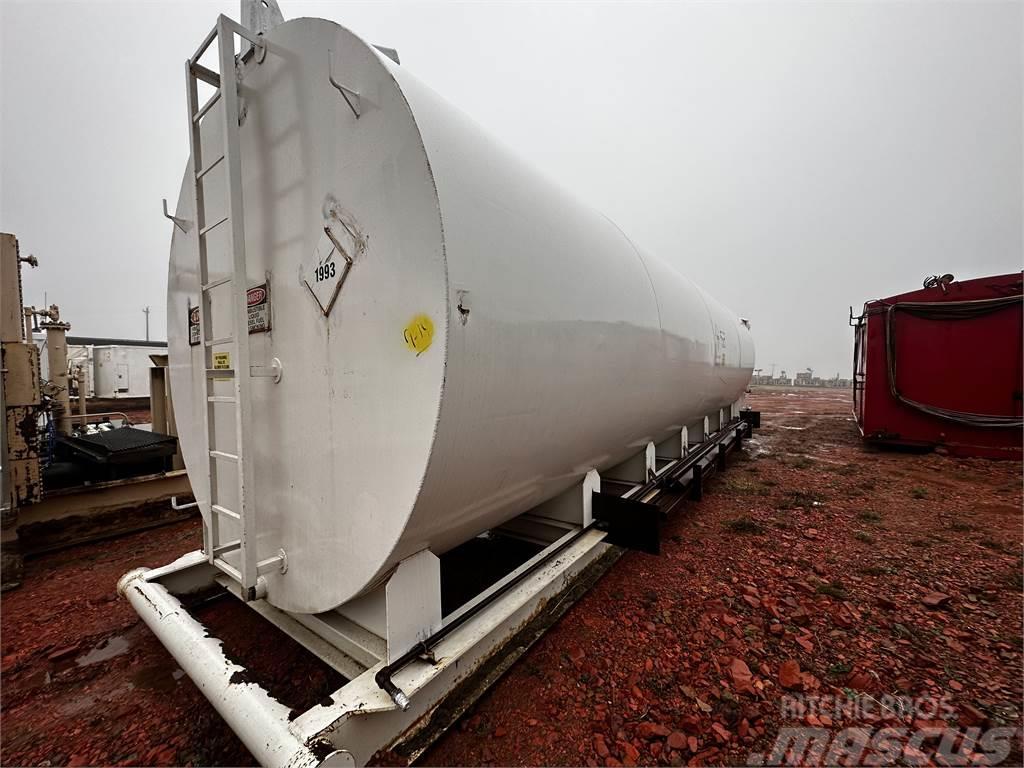  Skidded Fuel Tank 18,000 Gallon Cisterne