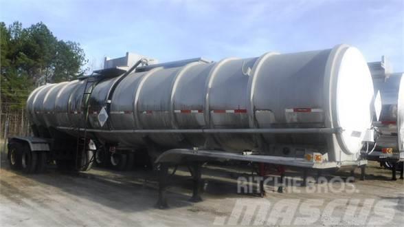 Fruehauf 7700 GAL ALUMINUM NON-CODE Tanker poluprikolice