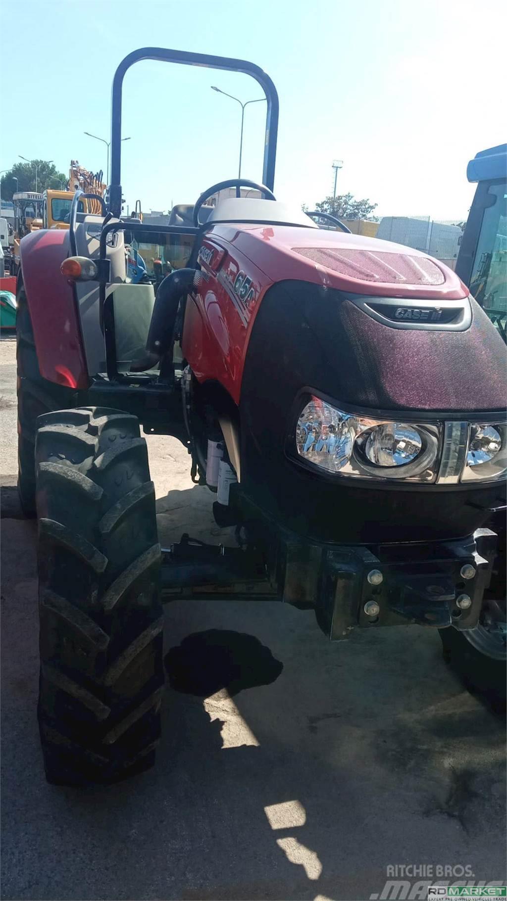Case IH FARMAL A65 Traktori