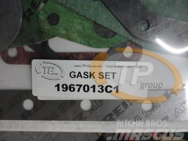 CASE IHC 1967013C1, 3136817R99 Gasket Set Motori