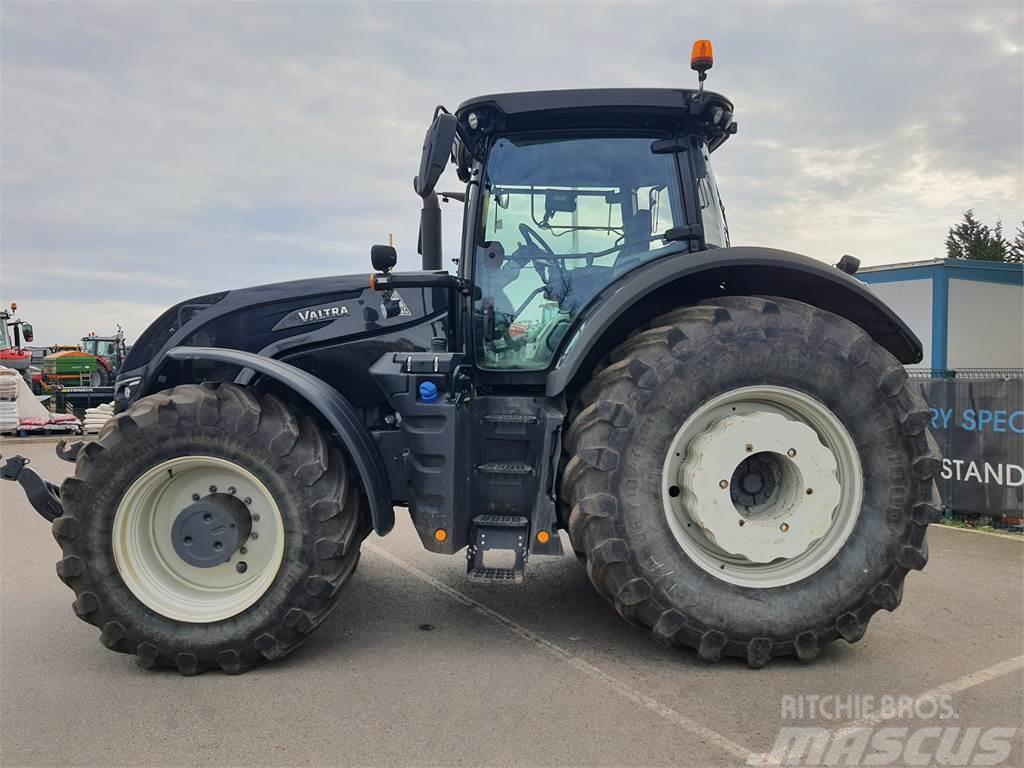 Valtra S394 Traktori