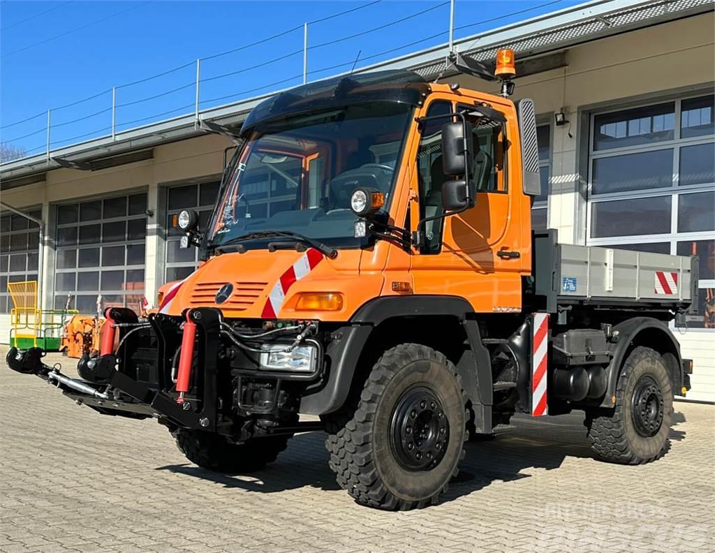 Unimog 400 - U400 405 02734 mit Heckkraftheber Mer Ostali kamioni