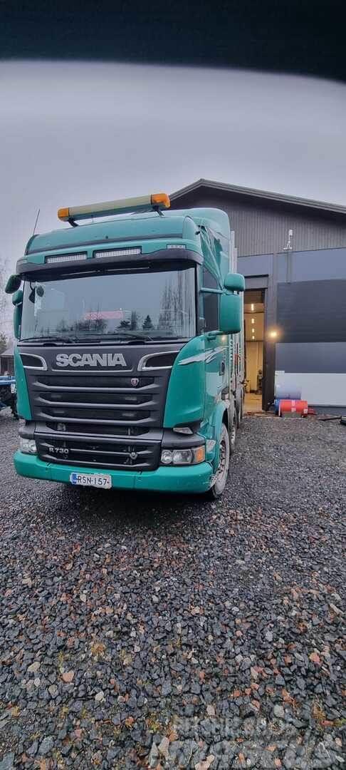 Scania R730 8x4 Kamioni za drva