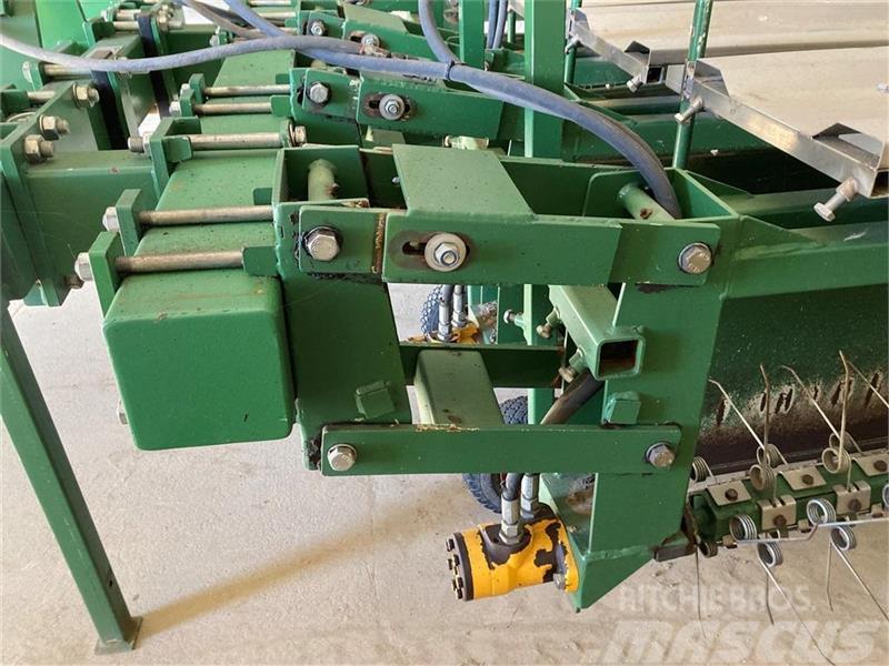  - - -  Christiaens Agro Systems - Rotorstrigle Ostali poljoprivredni strojevi